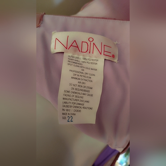 🌸 Nadine Pink Embroidered Dress – Junior Size 22 | Excellent Condition - Picture 15 of 16